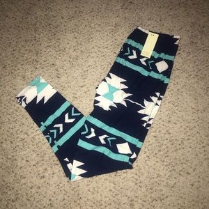 🆕 🌟 Leggings 3/$15